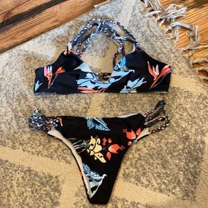 Cupshe Bikini Small